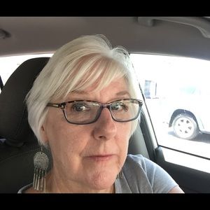 Meet your Posher, Diane